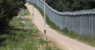 Incydent na granicy z Białorusią - migrant ukradł żołnierzowi radiotelefon